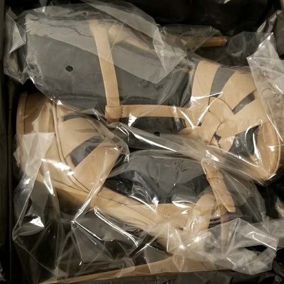 YSL Saint Laurent Tribute High Heel Sandals - Picture 5 of 13